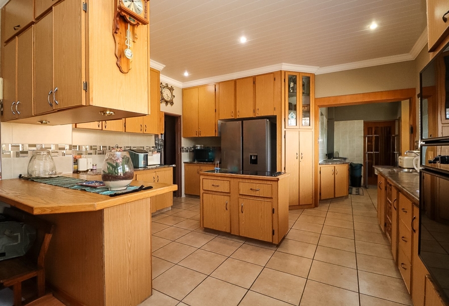 4 Bedroom Property for Sale in Declercqville North West
